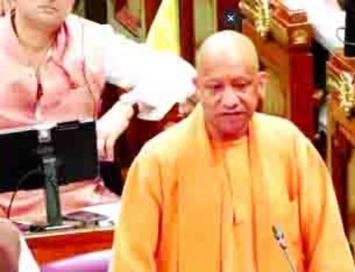 सपा को कांगे्रस से सबक लेना चाहिए: सीएम योगी