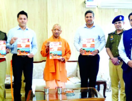सीएम योगी ने किया जीडीए की नंदग्राम आवसीय योजना के ब्रॉशर का विमोचन