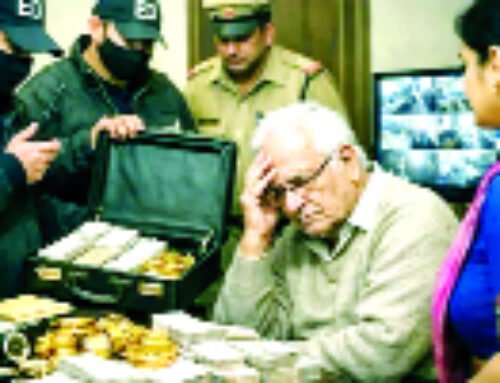 मेड ने मालिक के घर कराई नकली ईडी रेड, लाखों का माल लूटा