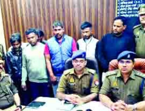 स्क्रैप सेंटर का भंड़ाफोड़, आठ गिरफ्तार