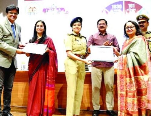 उत्कृष्ट कार्य करने वाली महिलाएं सम्मानित