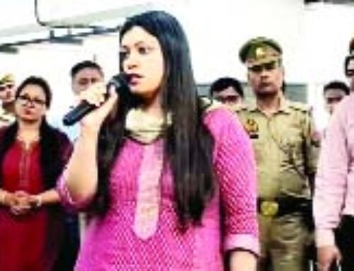 जिस कंपनी से फूटी थी आंदोलन की चिंगारी वहां पहुंची जिलाधिकारी