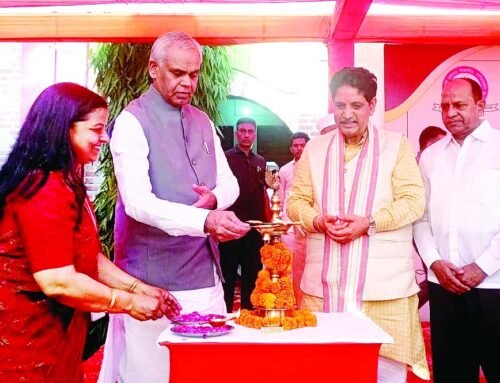 महर्षि दयानन्द विधापीठ स्कूल के वार्षिकोत्सव में शामिल हुए राज्यपाल