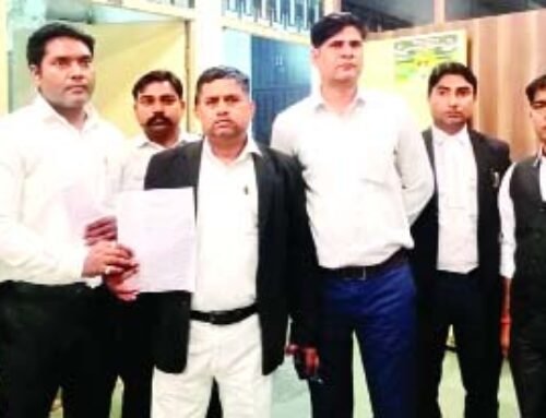 जिला प्रोबेशन विभाग में डॉ.अम्बेडकर की तस्वीर का अपमान, अधिवक्ताओं ने किया हंगामा