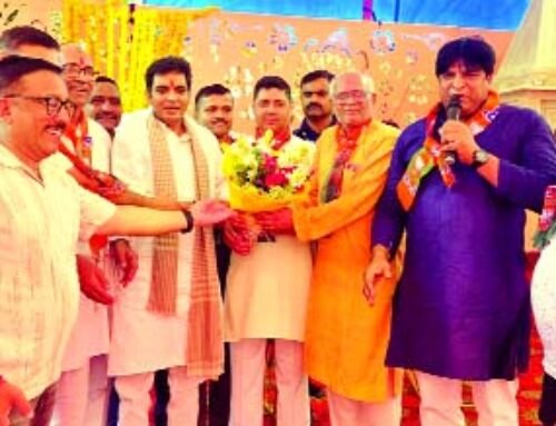 विधायक पंकज सिंह ने सेक्टर-71 किया दौरा