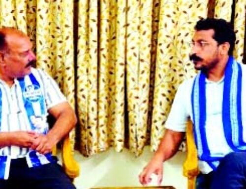 सेवानिवृत्त आईपीएस प्रेम प्रकाश चंद्रशेखर के साथ