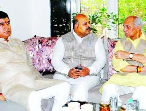 अब प्रभारी मंत्री की हर बैठक में शामिल होंगे महामंत्री