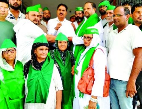 छात्रों के समर्थन में भाकियू ने दिया ज्ञापन