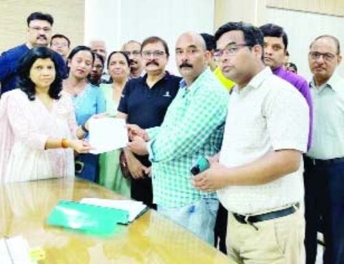 पंचशील प्रिमरोज सोसायटी वासियों ने सीवेज समस्या को लेकर दिया ज्ञापन