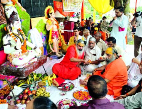 महंत नारायण गिरि ने किया कांवड़ सेवा शिविर का शुभारंभ