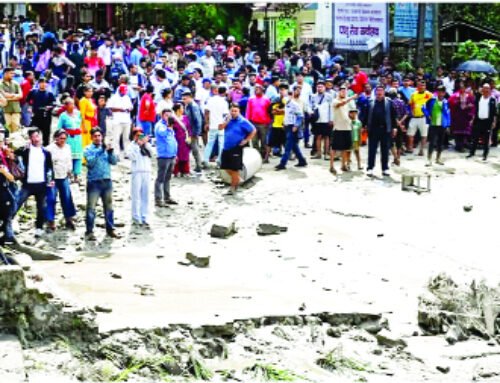 नेपाल: हजारों लोग लापता्र