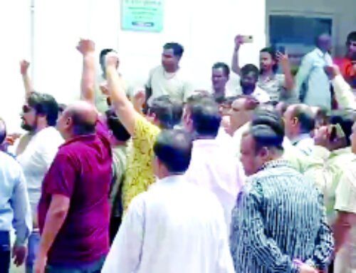 भाजपा नेता पर हमले के विरोध पर थाना घेरा
