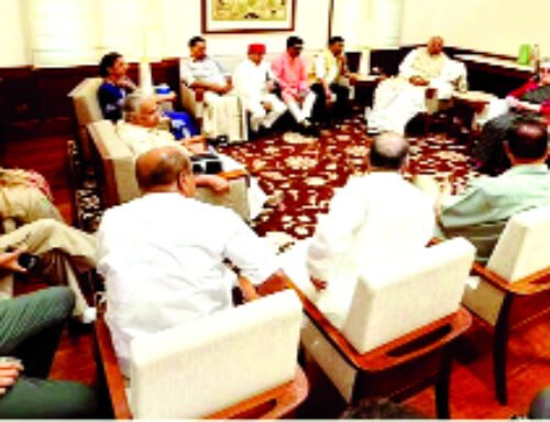 मुख्य चुनाव आयोग के खिलाफ विपक्ष लामबंद