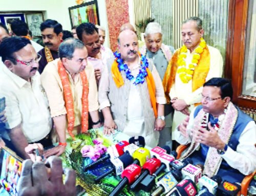 इस्कॉन मंदिर को बना दिया पार्टी का कार्यालय