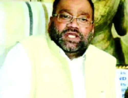 स्वामी प्रसाद मौर्य पहुंचे कांग्रेस मुख्यालय, राहुल से मुलाकात