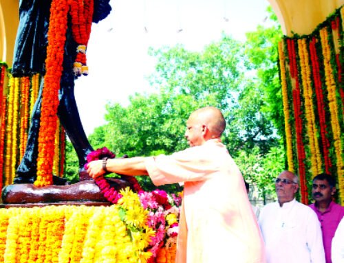 आत्मनिर्भर एवं विकसित भारत के निर्माण में मार्गदर्शन दे रहे बापू के आदर्श: मुख्यमंत्री